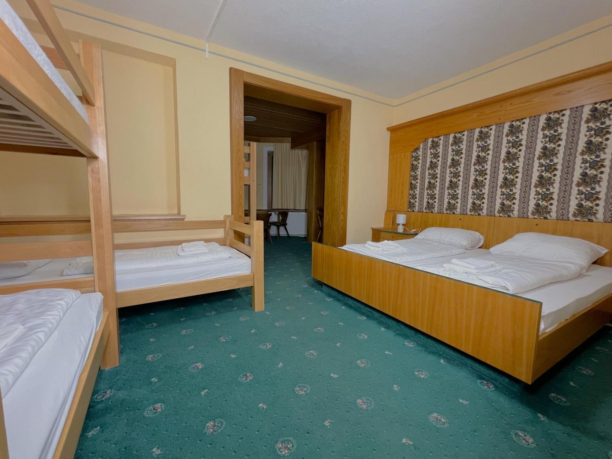 Mountain Hostel Ramsau am Dachstein Bagian luar foto